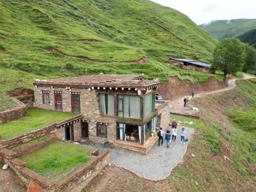 Beyul Homastay - balcony