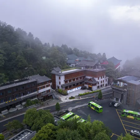 Yuansu Wudang Mountain Villa