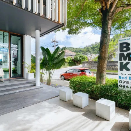 Blu Monkey Boutique Samkong, Formerly Blu Monkey Bed & Breakfast Phuket Отели рядом с достопримечательностью «Кхао Ранг»