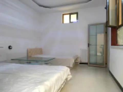 Jinta Huyang Nongju Yihao Hotels in Jinta