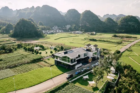 Xingyi Fanhua Yijing·FunHouse (Baguatian Branch, Wanfenglin Scenic Area)