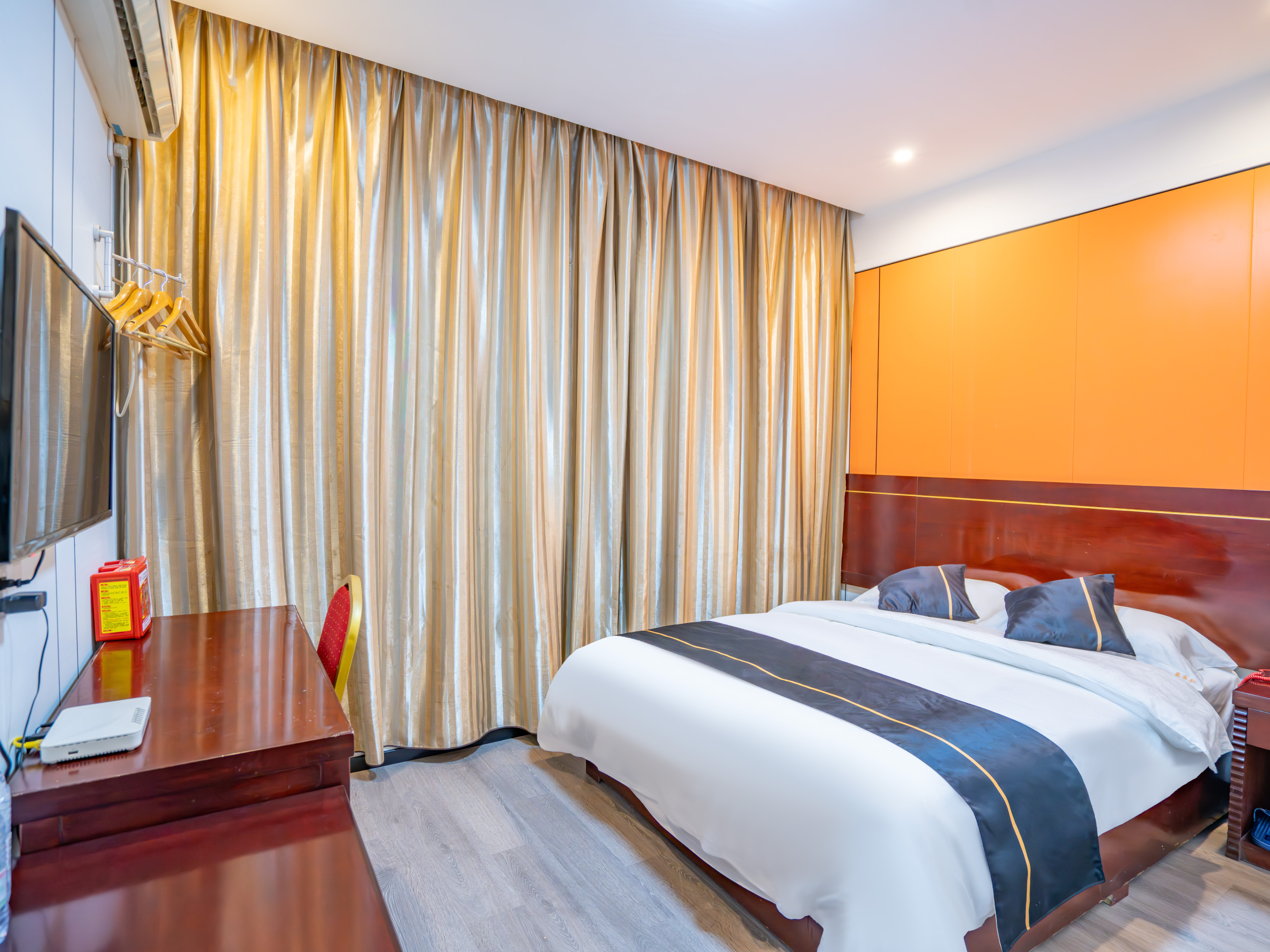 Xintaihe Business Hotel (Yichun Government Trade Plaza)Hotel Overview