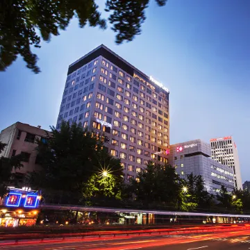Fraser Place Namdaemun Seoul Отели рядом с достопримечательностью «Бизнес-центр AIA Tower»