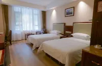 Fall In Love With Nujiang Grand Canyon Hotel Hotel in zona Three Parallel Rivers of Yunnan Protected Areas World Nature Heritage Nujiang Museum