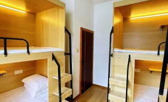 No.29 Courtyard Hostel