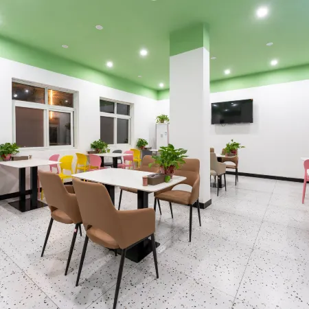 GreenTree Inn Express Hotel (Shen County Guyun)
