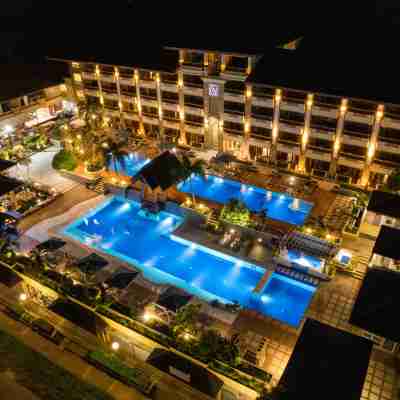 Coron Westown Resort Hotel Exterior