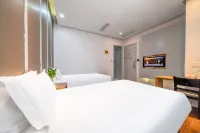 Lixin Boutique Hotel (Shanghai Ruijin Hospital Dapuqiao Subway Station) Hotel in zona Shanghai Yongchang Private School