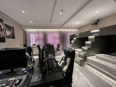 Jishou Xiyue E-Sports Hotel