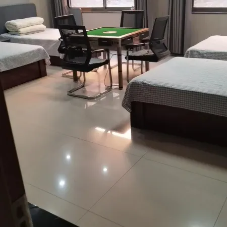 Huaxiang Express Hotel