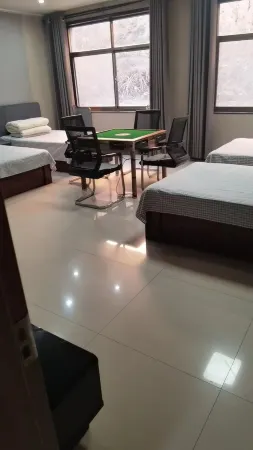 Huaxiang Express Hotel Отели рядом с достопримечательностью «Народное правительство округа Сокко»