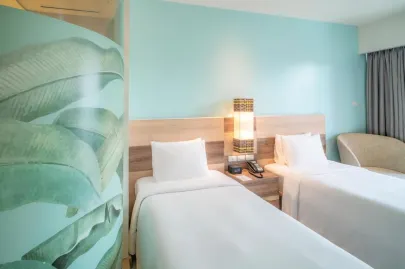 Holiday Inn Express Phuket Patong Beach Central, an IHG Hotel Standard Twin Room With Balcony