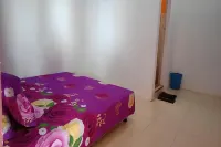 Pondok Ningsih 2 Hotel dekat Masjid Muhammad Zam-zam Anugerah