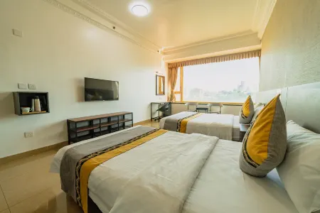 Grand Harbour Hotel Отели рядом с достопримечательностью «Храм А-Ма»