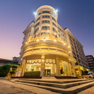 Royal Pavilion Hua Hin Hotels near Hua Hin Railway Station