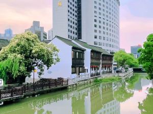 Huzhou Mansion Hotel (Clothes Street)