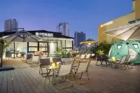 Zhengzhou Moka E-sports Hotel (Zhengzhou Huayuan Road International Trade 360 Plaza)