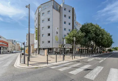 B&B Hotel Nîmes Centre Arènes