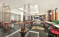 Jinjiang Downtown JJN Airport · Night Marke - Breakfast