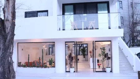 Longting Yueshe Dali