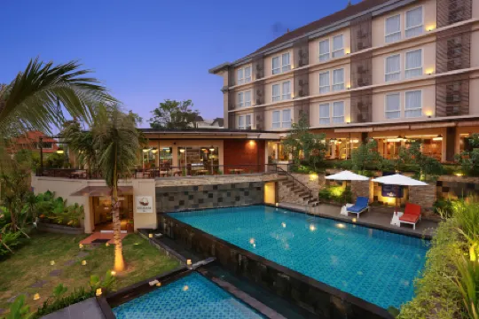 Azana Boutique Hotel Denpasar Отели рядом с достопримечательностью «Mahendradatta University Bali»