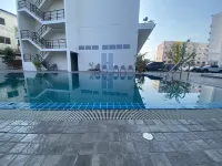 Mayflower Grande Suite Hotel