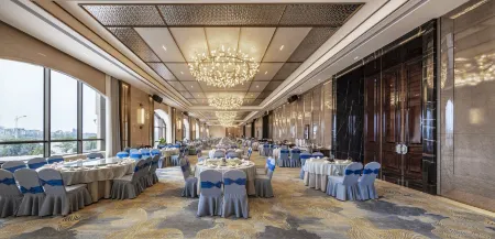 Wu Chuanhua International Hotel Отели в г. Учуань