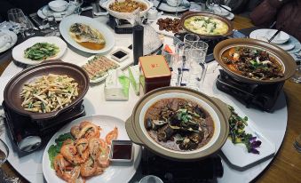 Ruxi  Hotel(ren he road)