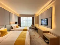 Qingyuan Aoster Apartment (Wanda Gulongxia Branch)