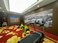 Oasis Holiday Inn (Zhangye West high-speed rail station)
