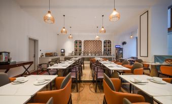 O.live Social Hotel Near Fuhai West Metro Station, Shenzhen World Exhibition & Convention Centerr