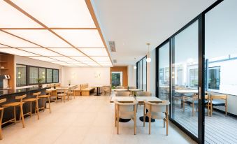 Qianna Guanshan Hot Spring Resort Hotel