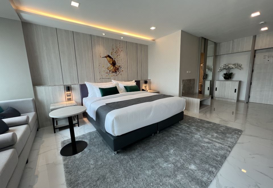 2. 아르니 스카이 ..