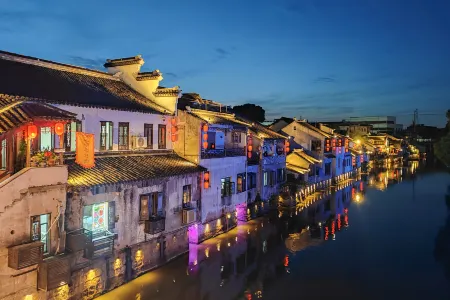Homeinn · neo (Kunshan Qiandeng Ancient Town) Отели рядом с достопримечательностью «Qiandeng Ancient Town»