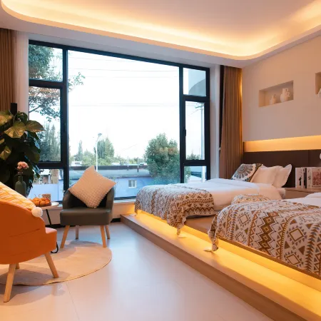 Huocheng Ziyou Homestay