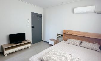 3. 욜로하우스..