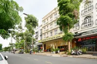 The River Park Hotel Các khách sạn gần Tạp Hoá Hai Cải