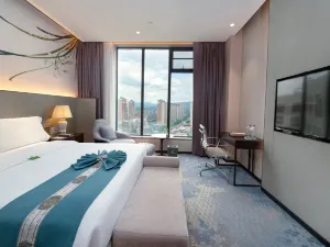 Peninsula International Hotel