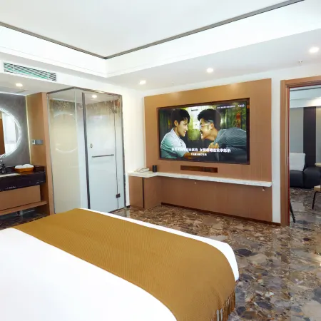 Habahe Fairy Tale Border Town Hotel