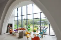 Green Orange Seaview Hotel