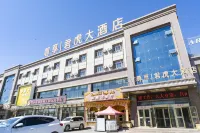 Junhu Hotel - 3 Sao