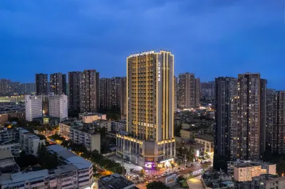 ATOUR  HOTEL Hotels near Comprehensive Cultural Station, Wan＇an Town, Tianfu New District, Chengdu