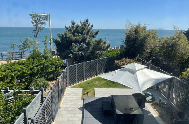 Maple Seaview Holiday Homestay (Qingdao May Fourth Square Yan'erdaoshan Park)