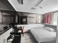 FanYing Business Hotel Hotel in zona Qianyuan Garden