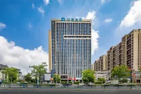 漢庭飯店（信陽羅山體育館店） 董寨朱䴉之家拍鳥基地附近的飯店