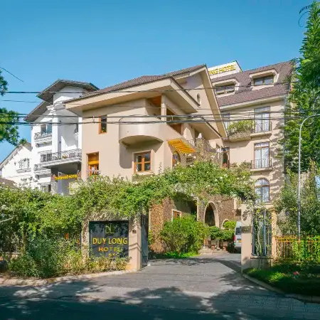 Duy Long Hotel Отели рядом с достопримечательностью «Крейзи Хаус»