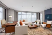 Golden Tulip Qingdao Hongdao Exhibition Center Hotel Hotel in zona Qilu University of Technology Provincial Light Industry Engineering School Branch
