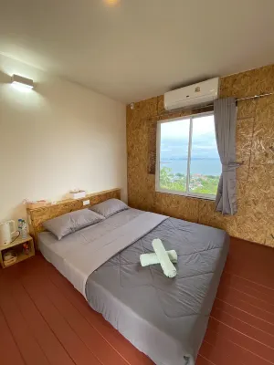 Parinya Hill Homestay & Cafe Hoteles en Ko Lan