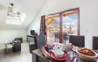 Résidence Odalys Aquisana Hotels near Ski Connections
