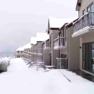 Platinum Queenstown Luxury Villas Hotel Exterior